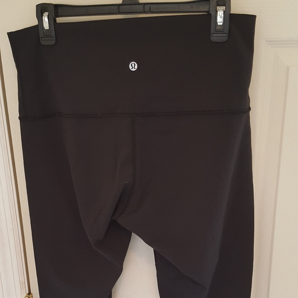 Lululemon cropped legging